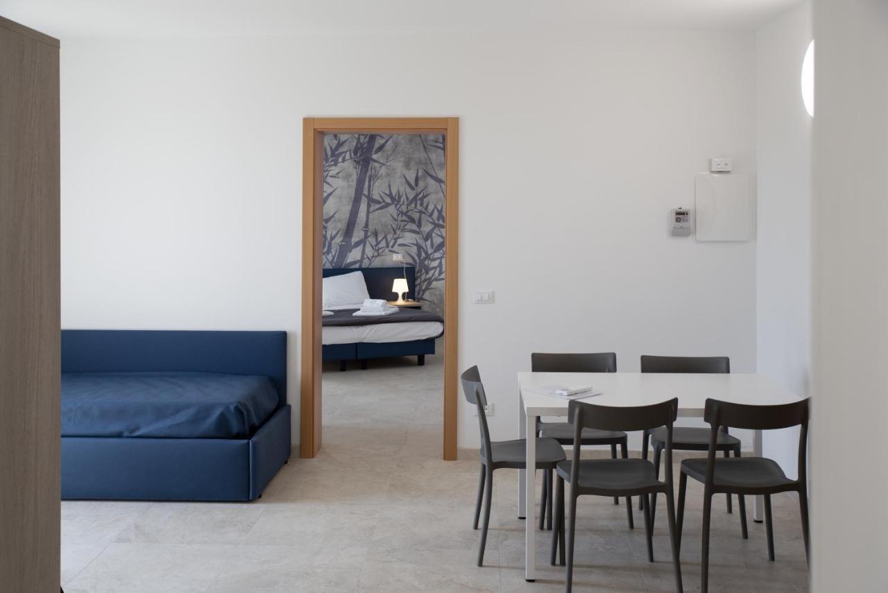 Residence Molino - Holiday Apartments Манерба-дель-Гарда Экстерьер фото