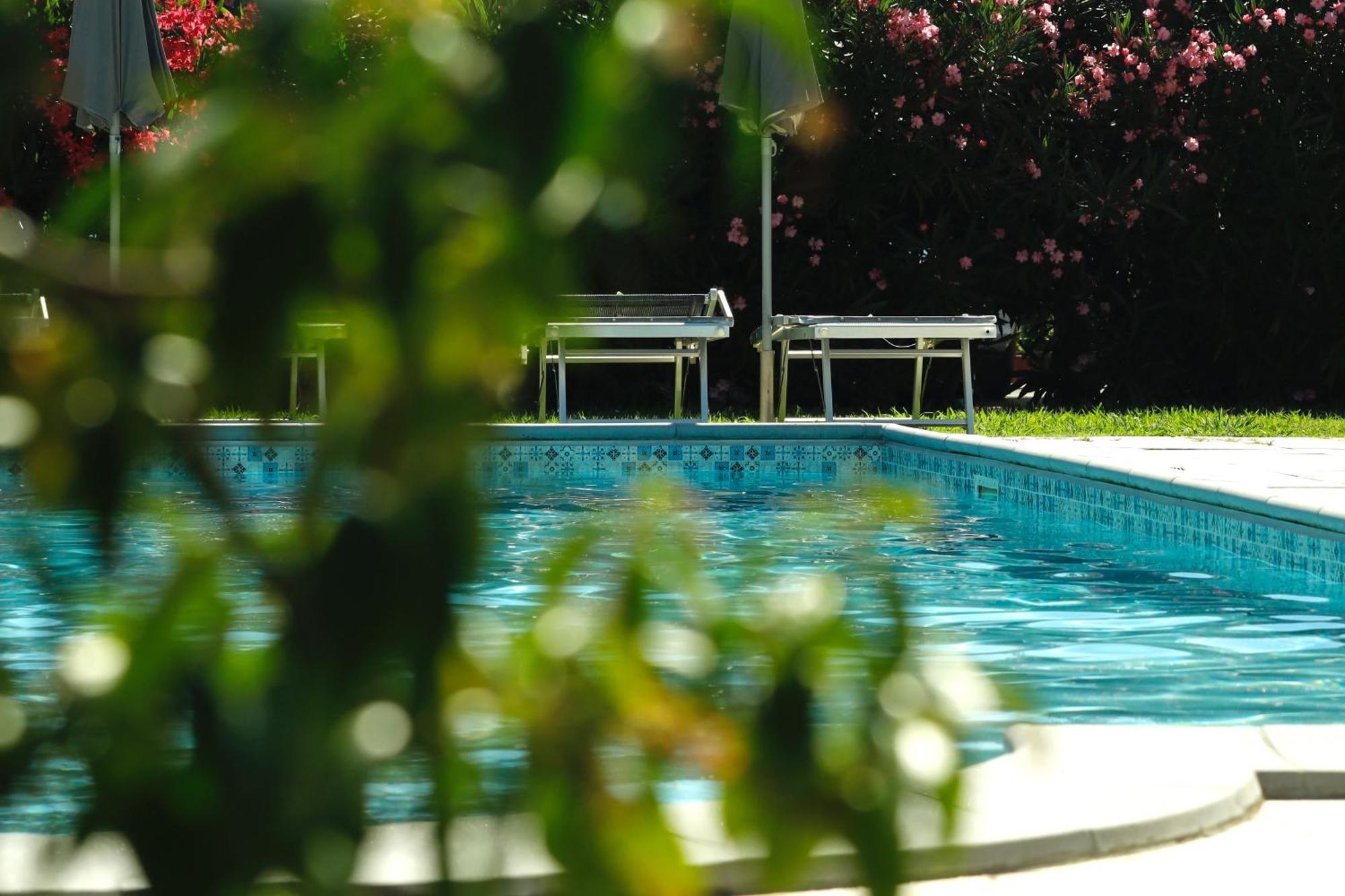 Residence Molino - Holiday Apartments Манерба-дель-Гарда Экстерьер фото